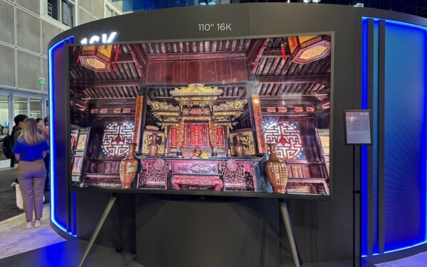 1684996578 le premier moniteur avec une resolution de 16k est capable.jpg