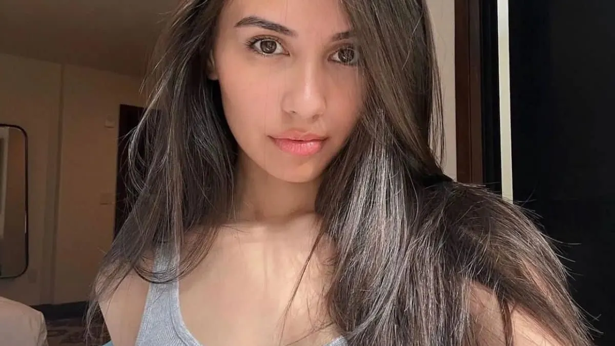Cette-influenceuse-a-cree-une-ve Cette influenceuse Snapchat a lancé une version d’elle-même alimentée par l’IA