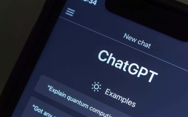 OpenAI lance l'application gratuite ChatGPT pour iOS