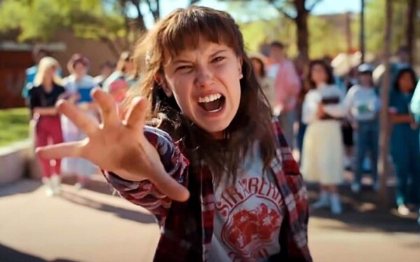 La grève des scénaristes paralyse Stranger Things et Cobra Kai