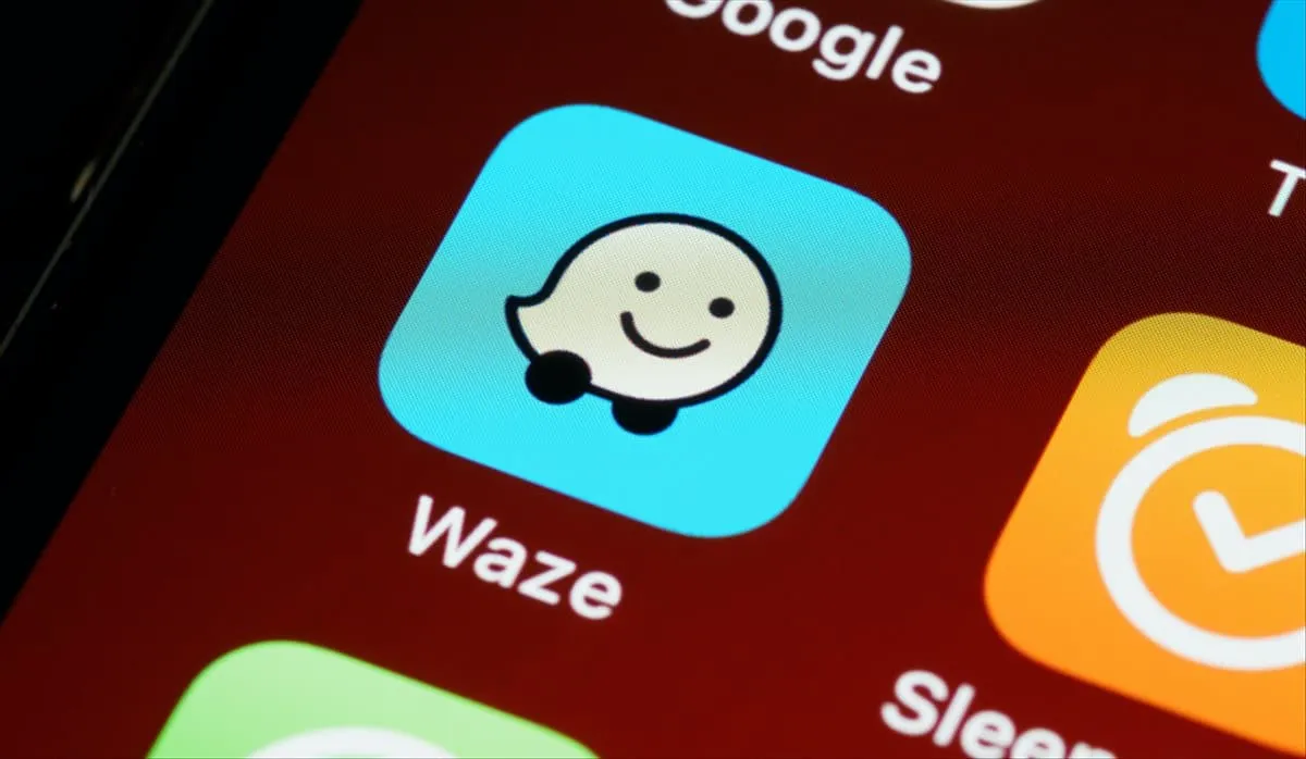 Comment fonctionnent les avertisseurs de radars Waze et pourquoi vous devriez les utiliser
