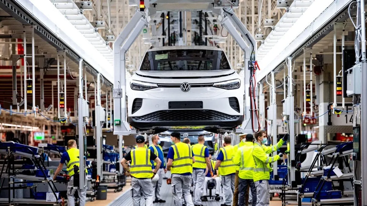Volkswagen commence à se rendre compte qu'il produit trop de voitures électriques