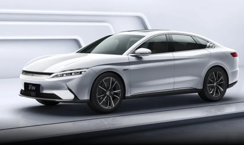 Xiaomi défie Tesla : Sa voiture électrique surpasse toutes les attentes avec une charge ultra-rapide révolutionnaire !