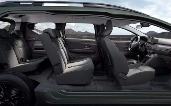 Elle n'a pas de rivale dans le rapport espace/prix parmi toutes les voitures hybrides.