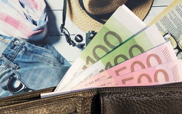 Vacances d'été sans se ruiner : 7 conseils pour économiser et profiter sans stress