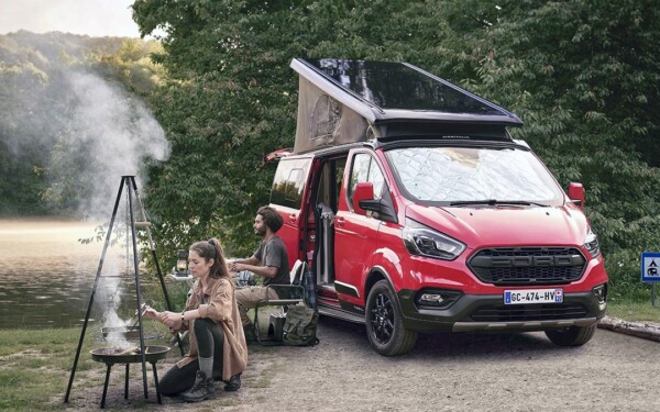 Le nouveau camping-car Ford est aussi complet et moderne que superbe