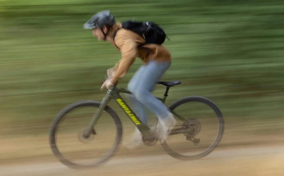 Santa Cruz lance le Skitch, un eBike polyvalent avec une autonomie de 100 km