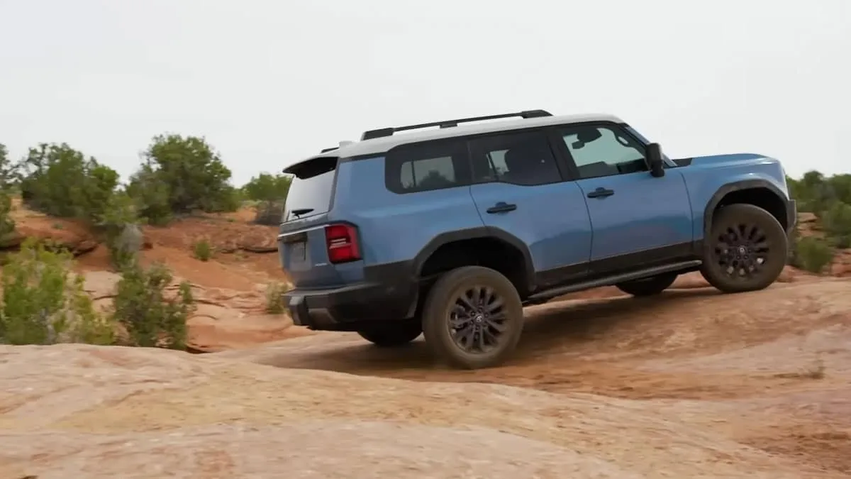 Toyota Land Cruiser 2024 : le nouveau 4x4 trouve son équilibre entre puissance et durabilité