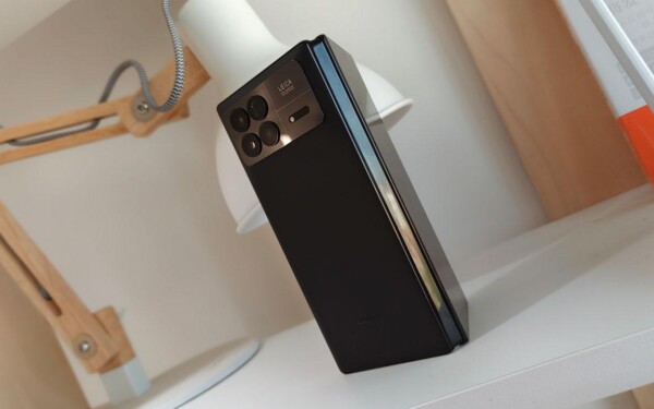 Le Xiaomi MIX Fold 3 est le téléphone qui nous a le plus surpris depuis le début de l'année