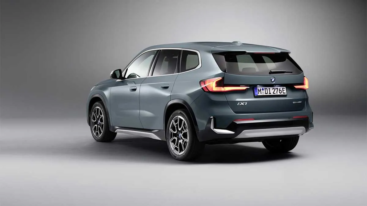 BMW iX1 eDrive20 arrière