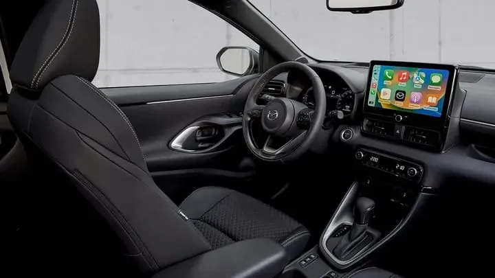 Mazda2 Hybrid 2024 - intérieur