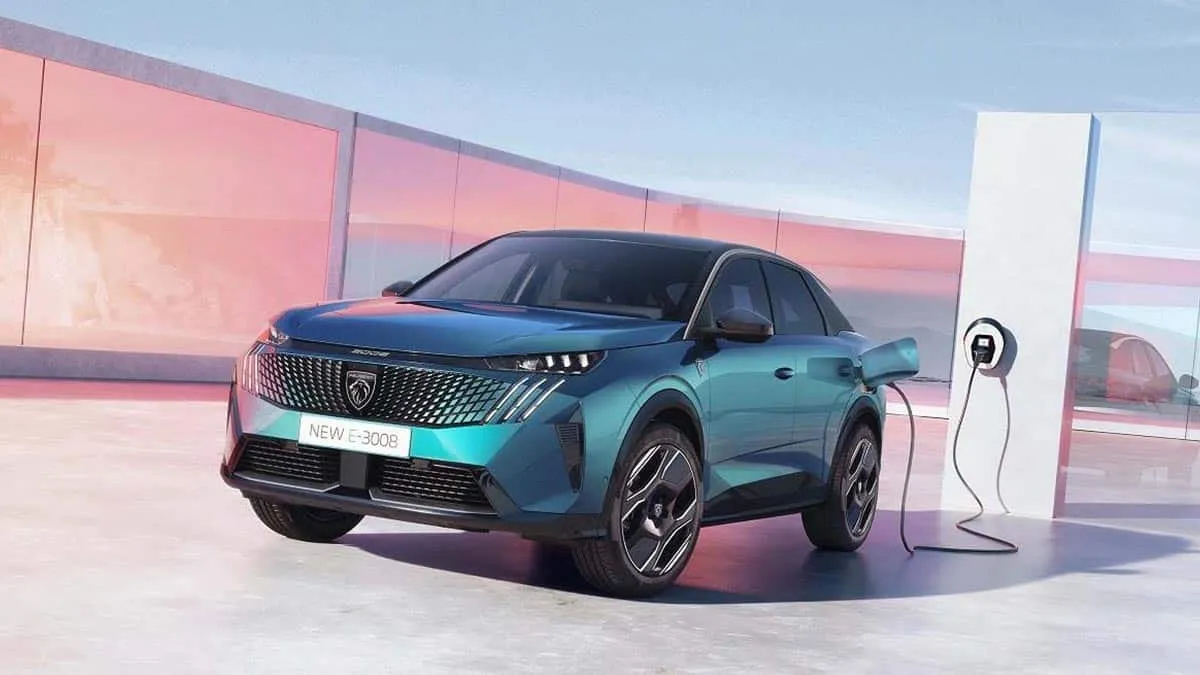 La nouvelle Peugeot e-3008