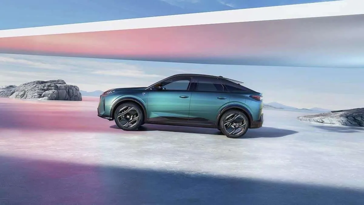 La nouvelle Peugeot e-3008