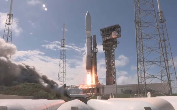 Amazon a lancé avec succès ses premiers satellites en orbite pour concurrencer Starlink d'Elon Musk