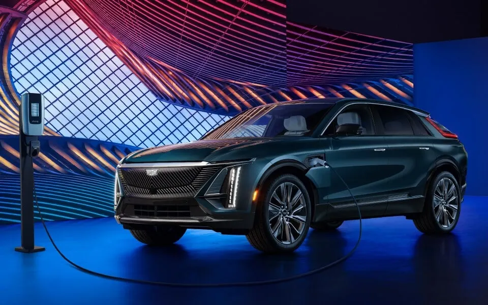 2024 cadillac lyriq 014