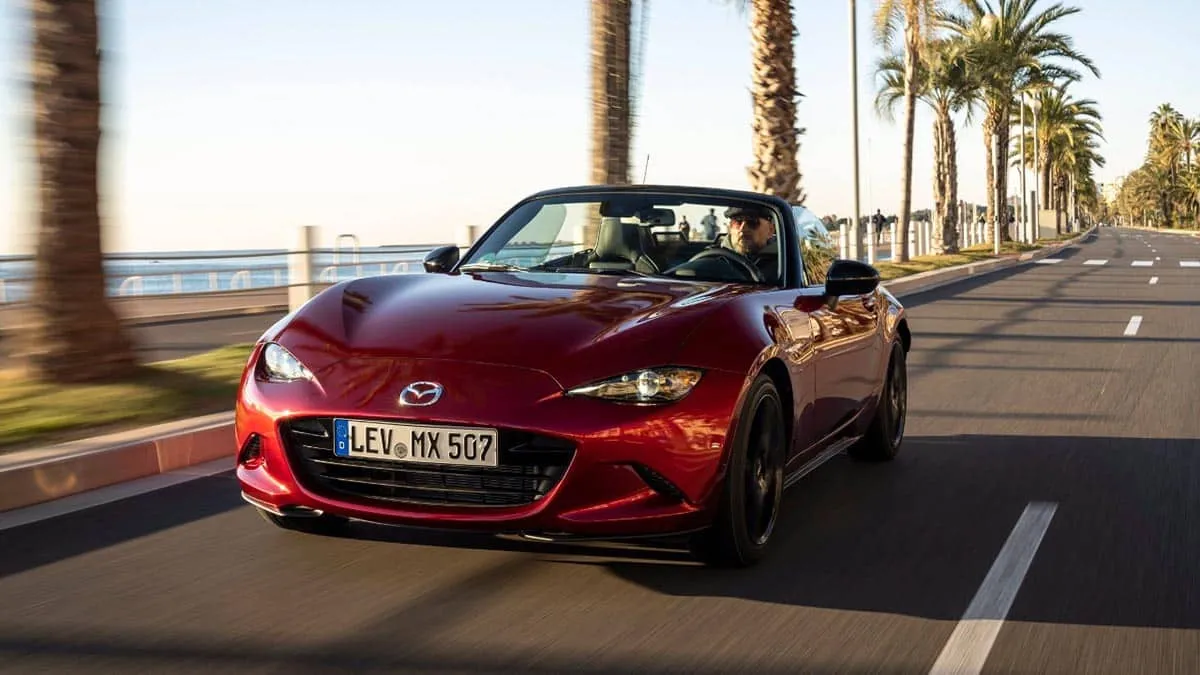 Mazda travaille sur une MX-5 électrique