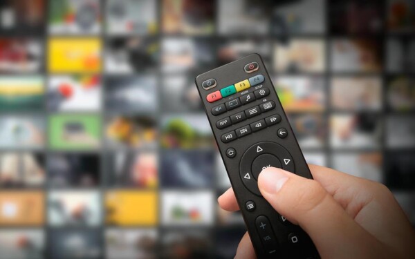 Connecter Android TV à Internet, avantages et inconvénients de la connexion WiFi ou par câble