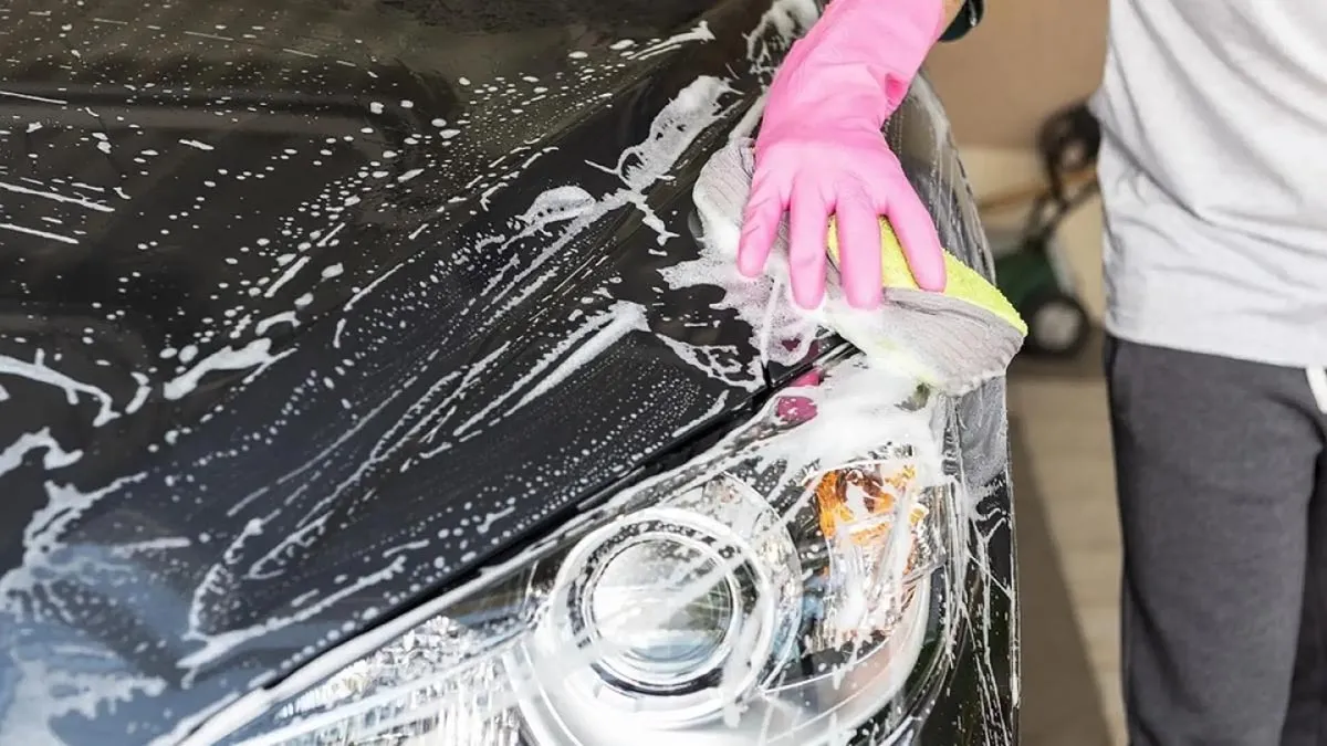 5 produits faits maison pour faire briller la carrosserie de votre voiture comme au premier jour