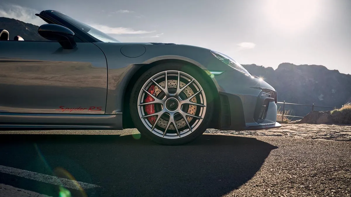Porsche utilisera de l'acier dans ses voitures pour réduire les émissions de CO2