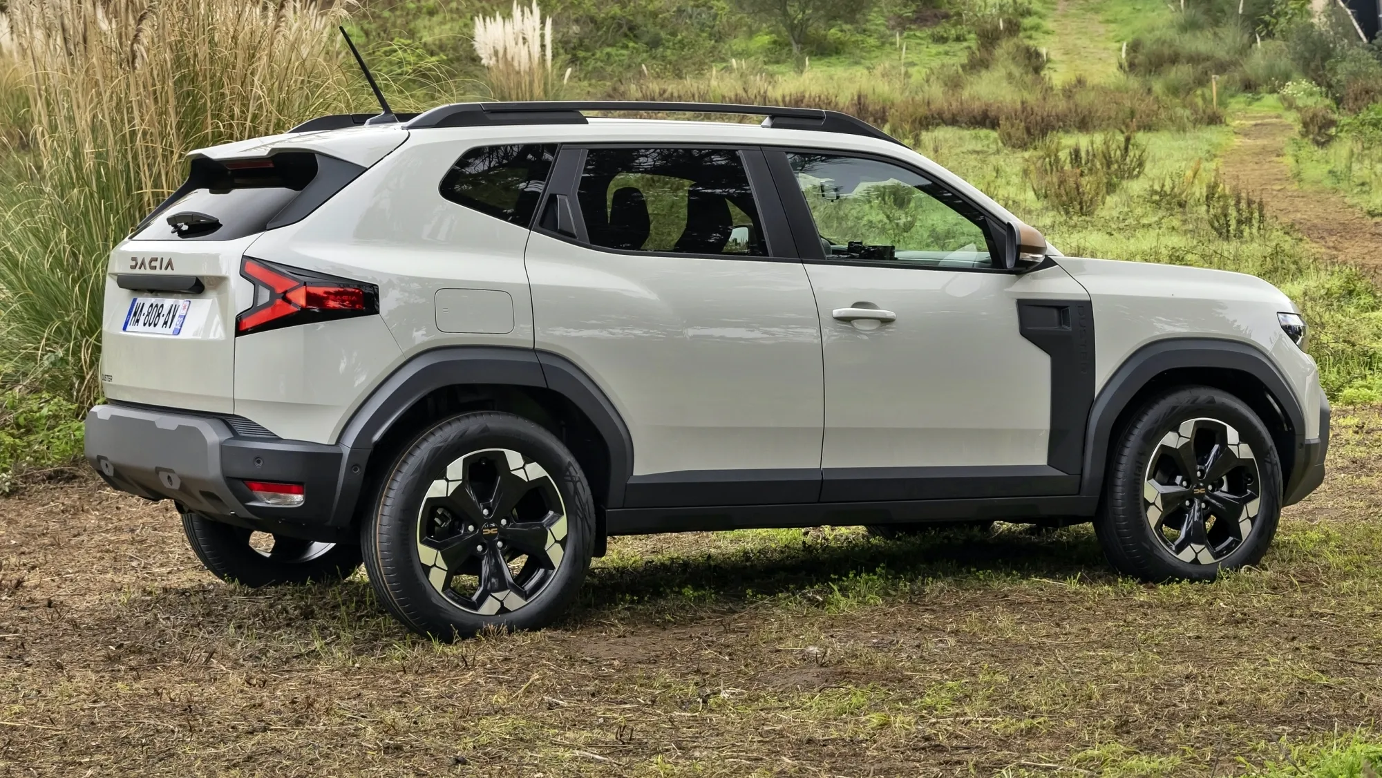 Ce SUV hybride sera moins cher que le Toyota Yaris Cross, étant plus puissant et avec beaucoup plus de coffre