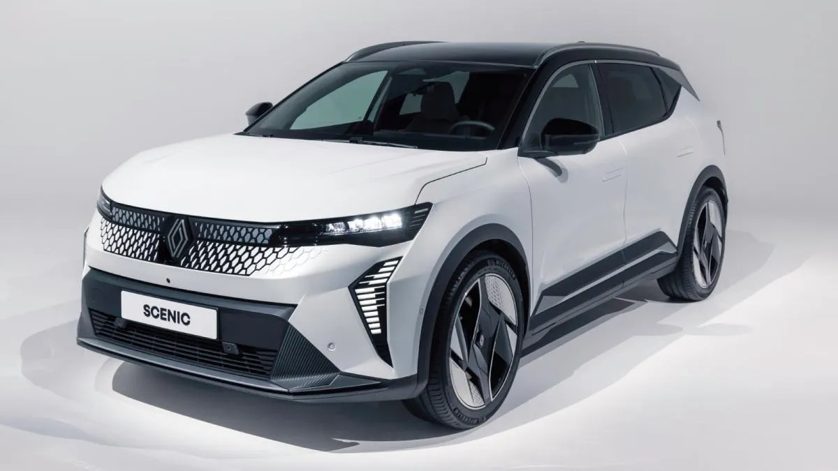 Les prix du Renault Scenic sont désormais disponibles et sont nettement inférieurs à ceux de la Peugeot E-3008