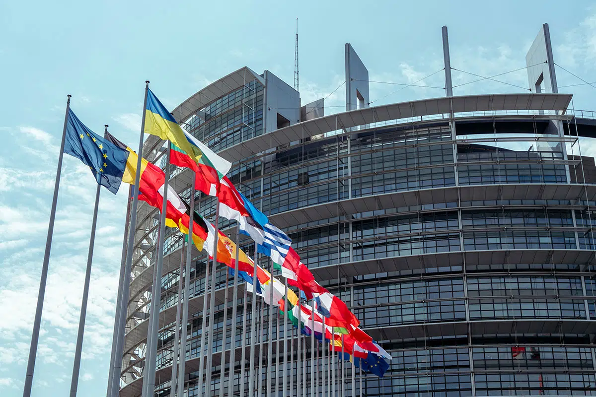 Le Parti populaire européen veut assouplir l'interdiction des moteurs thermiques prévue pour 2035