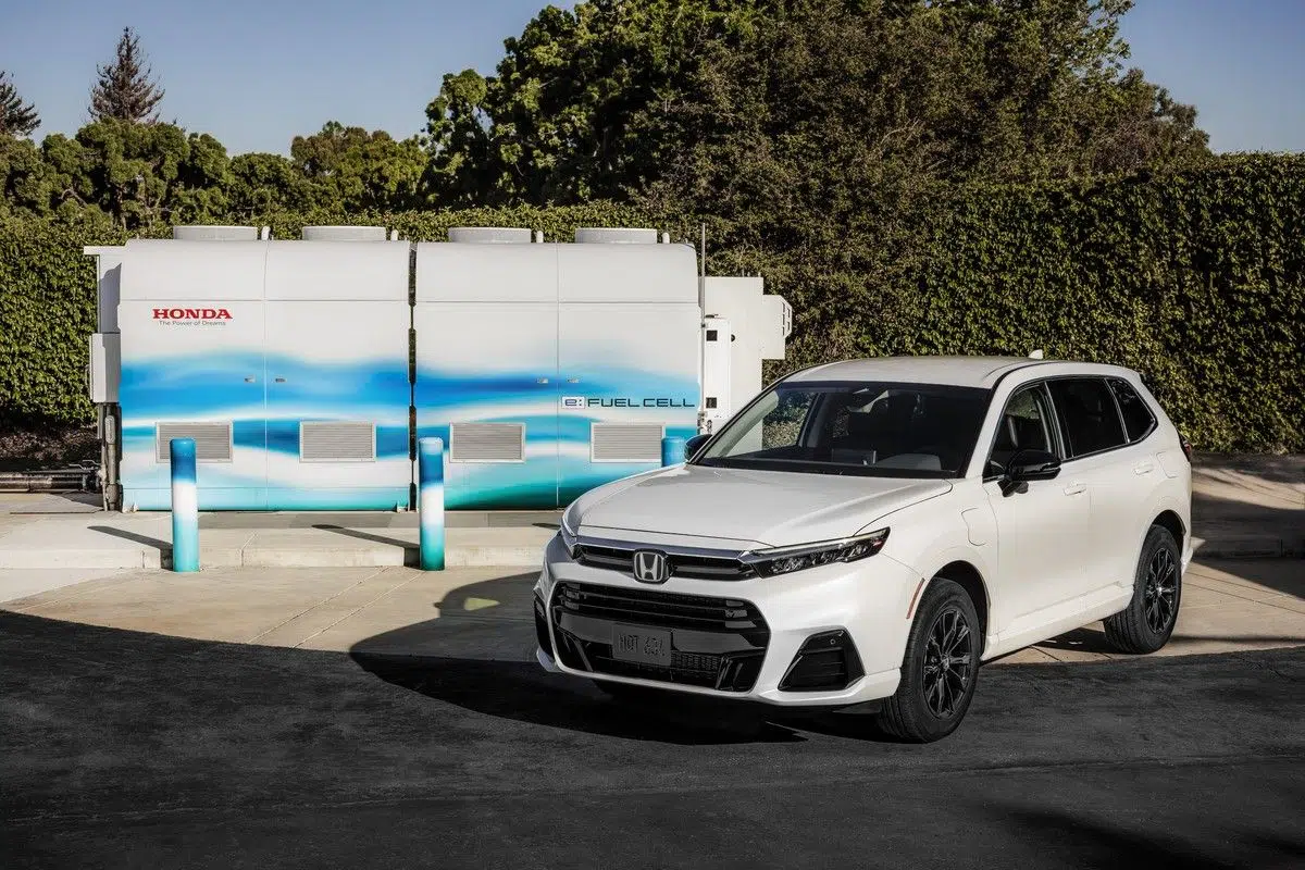 Image d'une usine Honda au Japon arrêtant la production