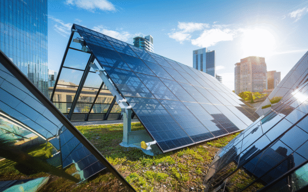 SOLARCYCLE y la Universidad Estatal de Arizona fabrican panel solar con 50