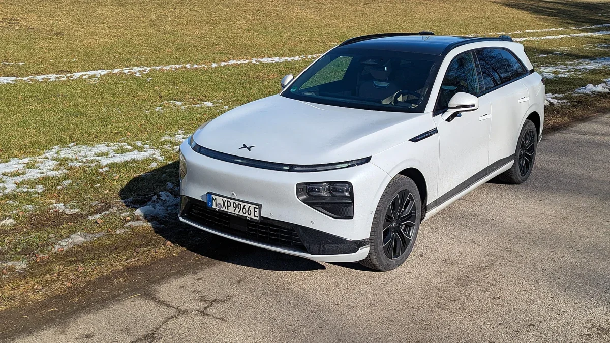 Xpeng G9 testé avec sa recharge ultra-rapide qui dépasse les limites légales