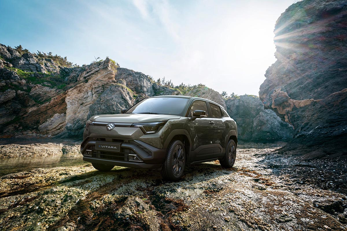 Suzuki e Vitara électrique SUV compact 2026 prix 28500 euros 49 kWh 61 kWh 4x4 AllGrip-e